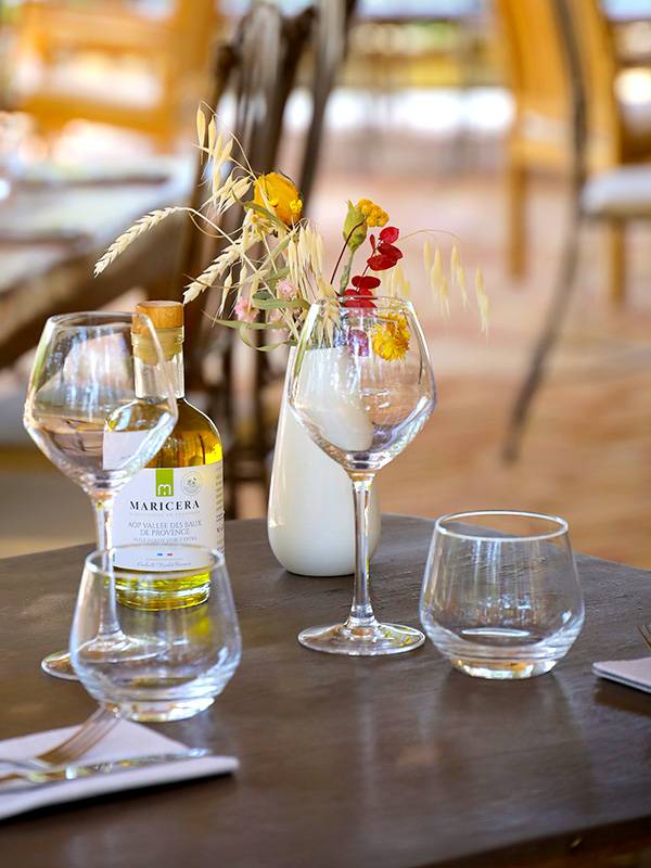 Découvrez le chef étoilé Christopher Hache et ses établissements à Eygalières